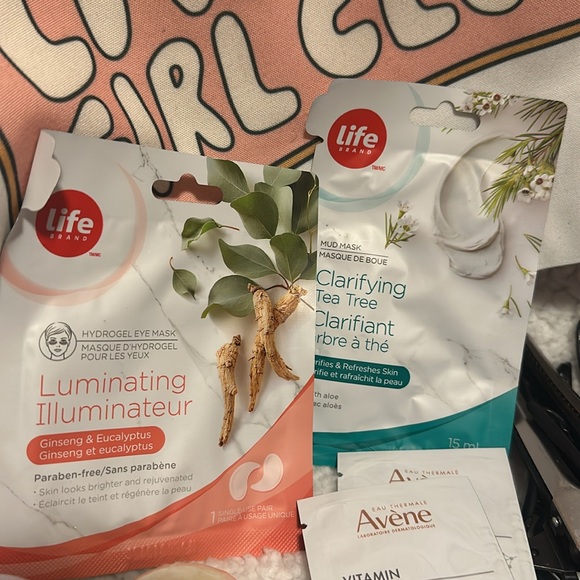 ‼️SOLD‼️Tote bag filled with goodies - Picture 6 of 7